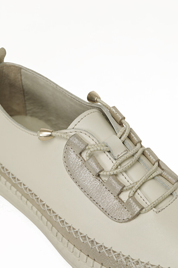 Polaris 5 Nokta 105733.Z6FX Krem Kadın Düz Ayakkabı