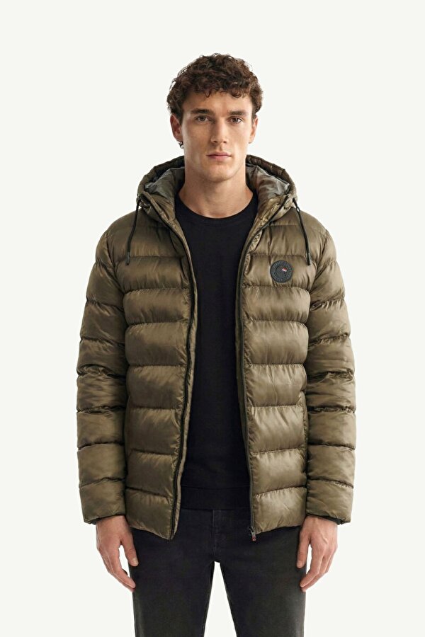 D1fference Kapüşonlu Jel Elyaf Dolgulu Su & Rüzgar Geçirmez İçi Astarlı Cepli Erkek Kışlık Mont