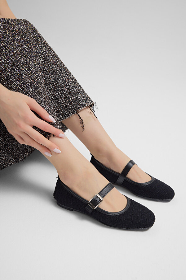 Tonny Black Kadın Siyah Kadın Üstten Kemerli Bantlı Tokalı Günlük Babet