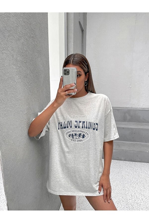 Letter Graphic Oversize Tasarım Tshirt - FLO 3 Al 1 Öde