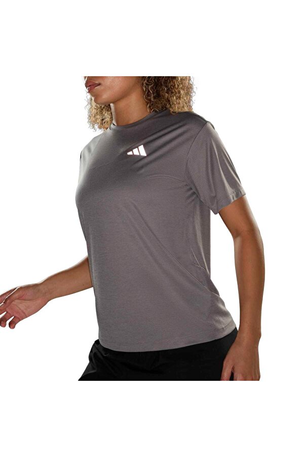 adidas Running Essentials Kadın Gri Yuvarlak Yaka Tişört