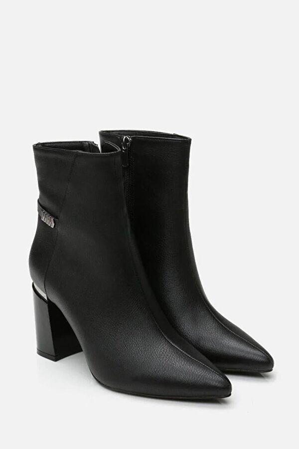 Yaya By Hotiç Kadın Siyah Fermuarlı Kalın Topuklu Bot