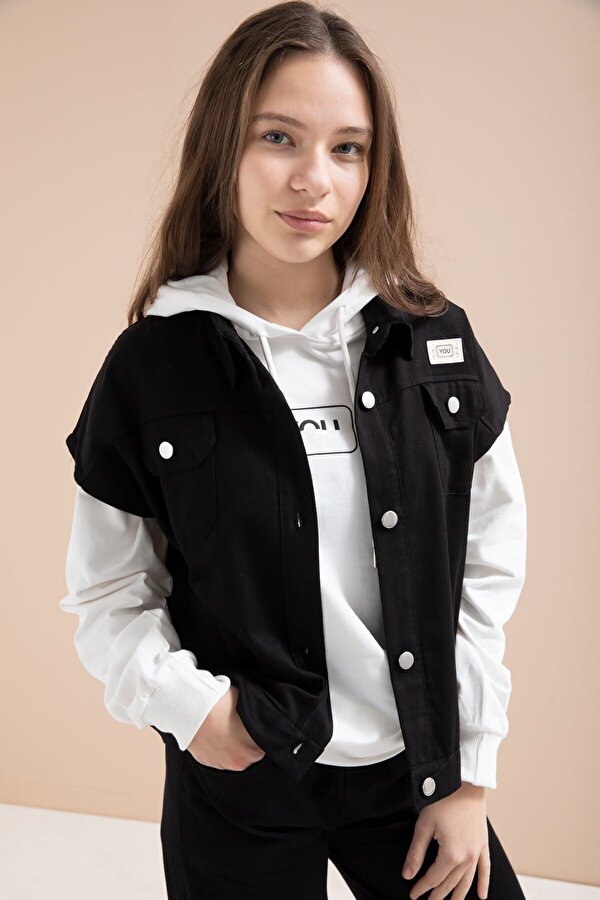 Cansın Mini Siyah Düğmeli Sıfır Kol Yelekli Geniş Paça Pantolonlu Kız Çocuk Kapüşonlu 3lü Takım 23602