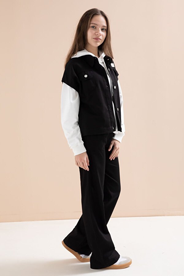 Cansın Mini Siyah Düğmeli Sıfır Kol Yelekli Geniş Paça Pantolonlu Kız Çocuk Kapüşonlu 3lü Takım 23602