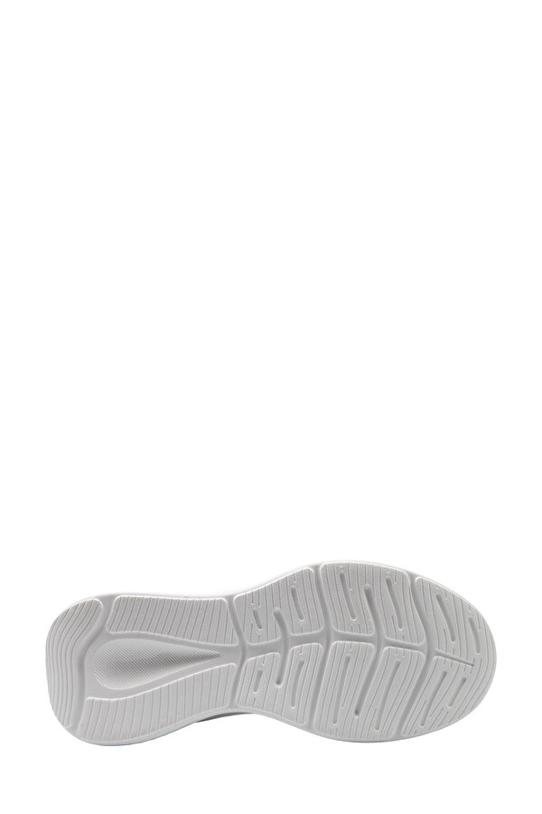 Kinetix INT-LEVAN- WHITE Woman 005