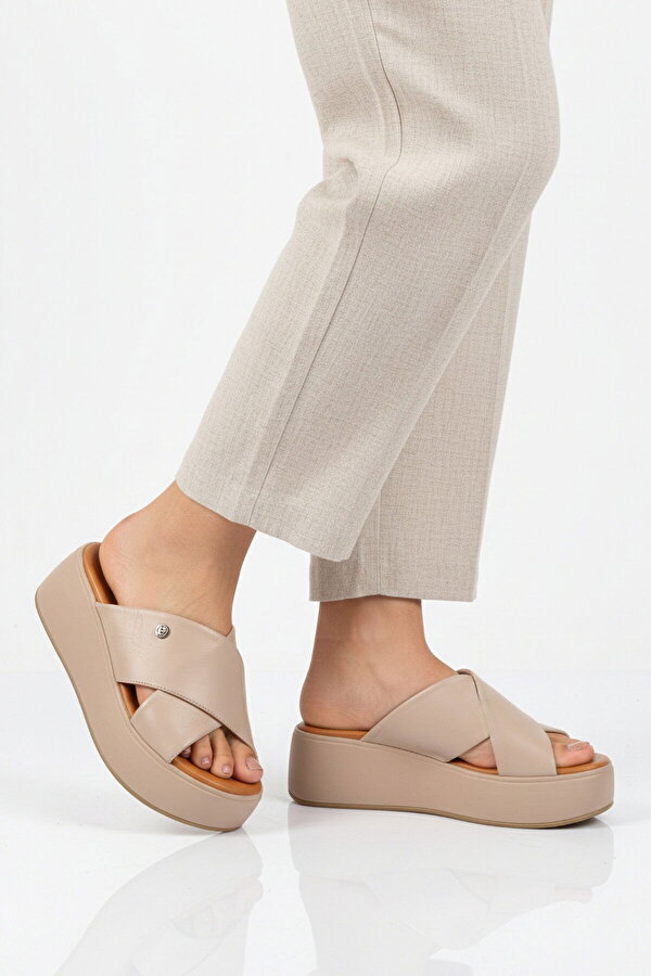 Pierre Cardin Bej Çapraz Bantlı Kadın Topuklu Terlik PC-54641 Z