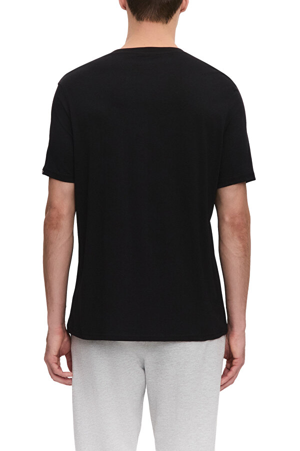 Reebok INTERNATIONAL GRAPHIC TEE BLACK Man 054